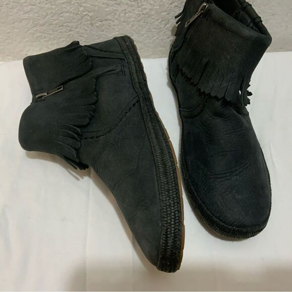 UGG Tiana Fringe Ankle Booties Leather Side Zip Casual 1005454 Womens 8 - Picture 6 of 13